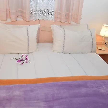 Apartment Anastazija *