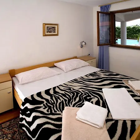 Anastazija Apartment *